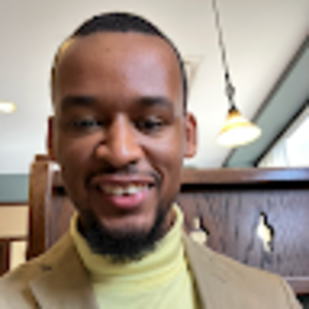 Meet your Posher, Derrick